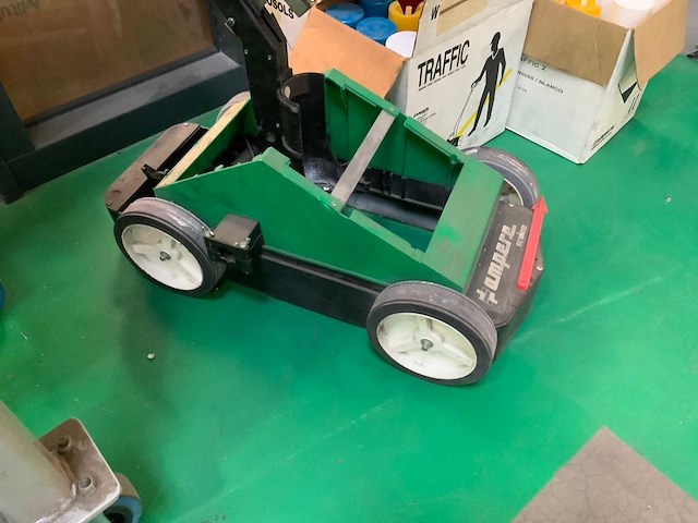 Ampere system perfekt striper markeerspray en lijnenkar - afbeelding 2 van  8