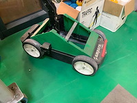 Ampere system perfekt striper markeerspray en lijnenkar - afbeelding 2 van  8