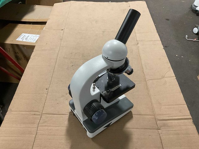 Amscope microscope - afbeelding 3 van  6