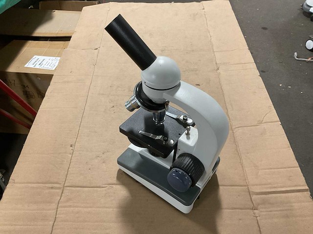 Amscope microscope - afbeelding 4 van  6