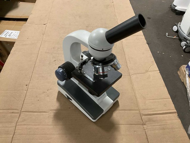 Amscope microscope - afbeelding 2 van  6