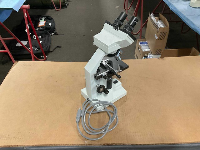 Amscope microscope - afbeelding 3 van  6