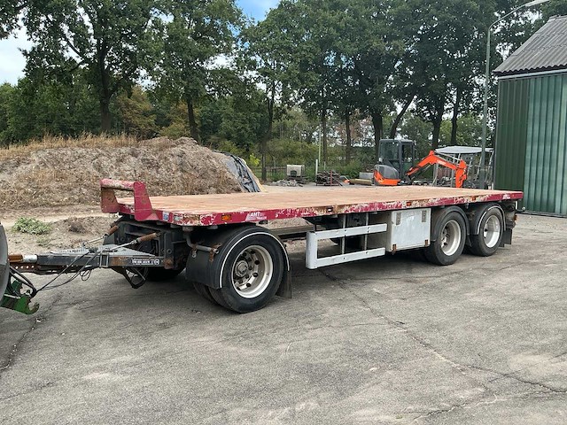 Amt 2953 3-assige plateauaanhanger – liftas – luchtgeveerd - afbeelding 1 van  19
