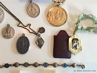 Amuletten - afbeelding 3 van  4