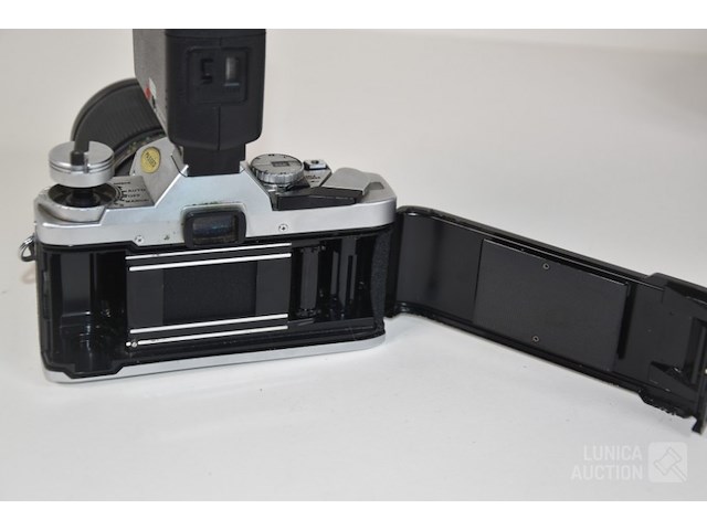 Analoge fotocamera - afbeelding 7 van  11