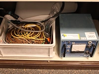 Analoge isolatie- en weerstandsmeter sk21. - afbeelding 1 van  2