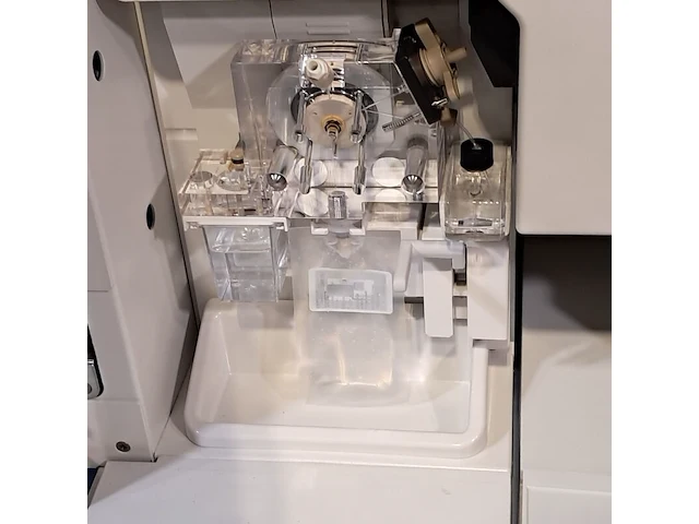 Analysesysteem, applied biosystems hitachi, 3500xl genetic analyzer, 2013 - afbeelding 2 van  7