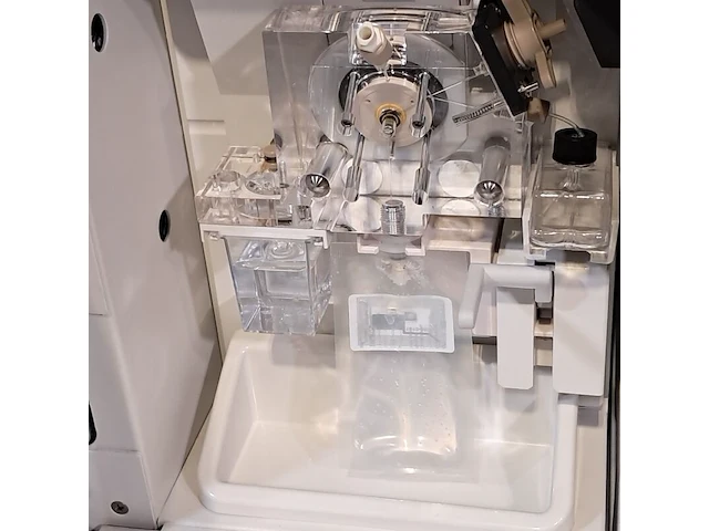 Analysesysteem, applied biosystems hitachi, 3500xl genetic analyzer, 2014 - afbeelding 3 van  9
