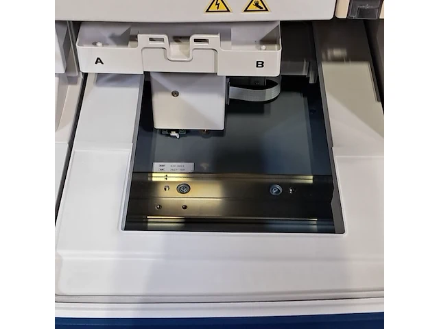 Analysesysteem, applied biosystems hitachi, 3500xl genetic analyzer, 2014 - afbeelding 4 van  9