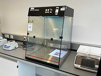 Analytikjena pcr uv2-kast - afbeelding 1 van  8