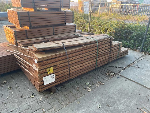 Angelim pedra beschoeiingsplanken 2000-3000x200x20mm (98x) - afbeelding 2 van  3