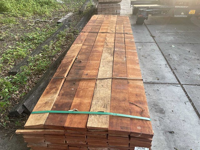 Angelim pedra beschoeiingsplanken 3500-4000x150x20mm (120x) - afbeelding 1 van  3