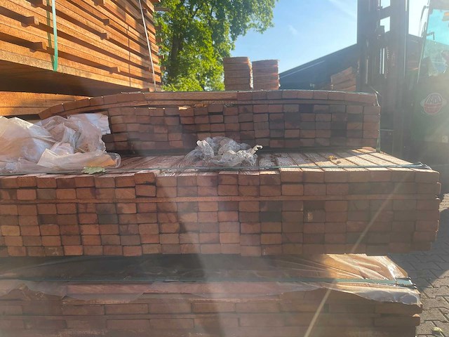 Angelim pedra latten geschaafd 1250-1550x40x21mm (293x) - afbeelding 3 van  3