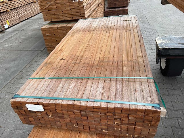 Angelim pedra latten geschaafd 1850x40x21mm (276x) - afbeelding 1 van  3