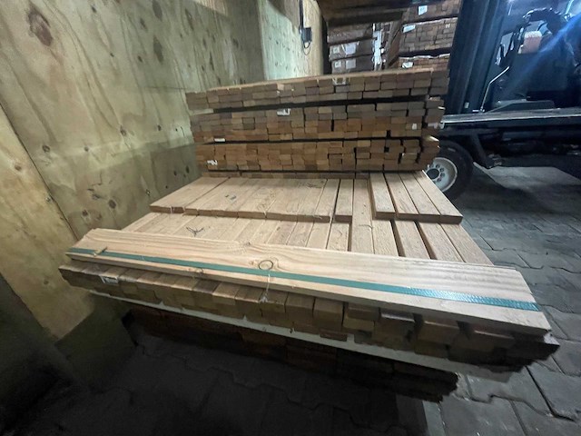 Angelim pedra latten geschaafd 4300-6100x45x20mm (340x) - afbeelding 3 van  3