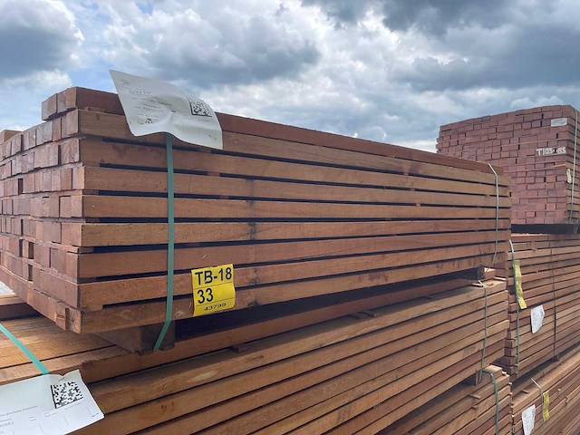 Angelim pedra onderliggers fijnbezaagd 1900x60x40mm (136x) - afbeelding 4 van  4