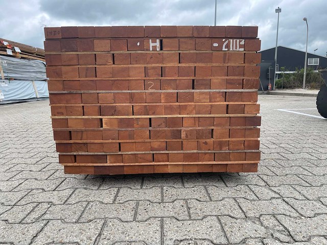 Angelim pedra onderliggers geschaafd 2500x68x45mm (65x) - afbeelding 3 van  4