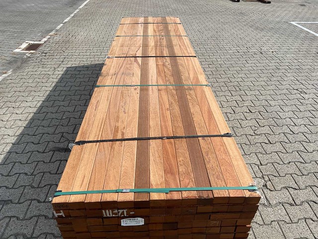 Angelim pedra onderliggers geschaafd 3500x68x45mm (65x) - afbeelding 1 van  3