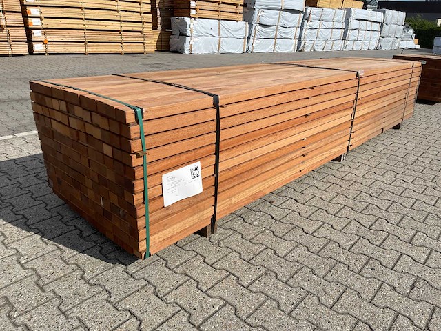 Angelim pedra onderliggers geschaafd 4000x68x45mm (78x) - afbeelding 3 van  3