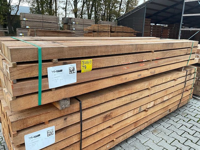 Angelim pedra palen fijnbezaagd 2500-3000x78x78mm (46x) - afbeelding 2 van  3