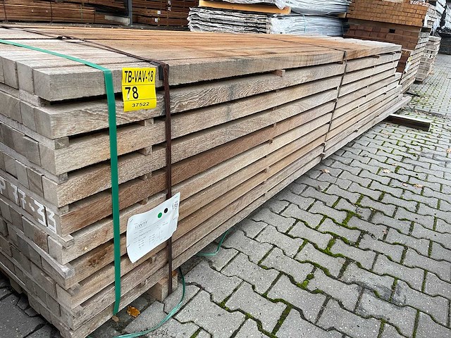 Angelim pedra palen fijnbezaagd 3350-4900x52x52mm (170x) - afbeelding 2 van  3