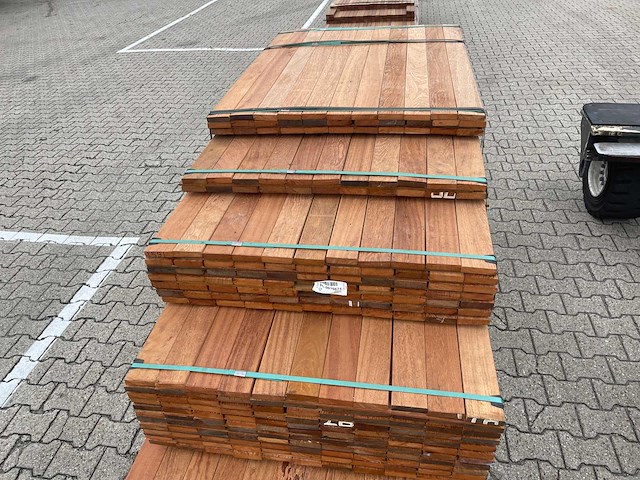 Angelim pedra planken geschaafd 1250-2150x90x21mm (253x) - afbeelding 1 van  3