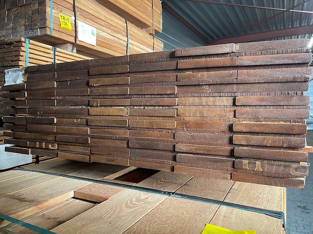 Angelim pedra planken geschaafd 1900x145x21mm (147x) - afbeelding 3 van  4