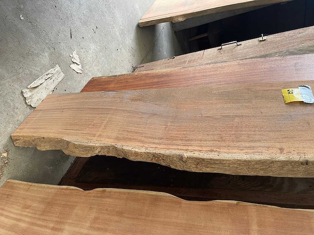 Angelim pedra tafel 2950x700x65mm - afbeelding 1 van  3