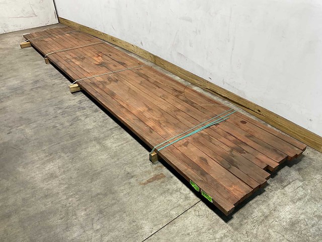 Angelim vermelho hardhouten regel - 500x6,8x4,5 cm (14x) - afbeelding 1 van  5