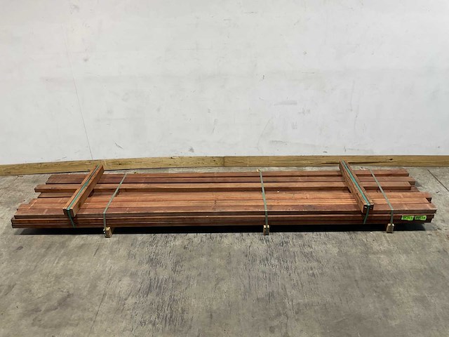 Angelim vermelho hardhouten regel vlak geschaafd - 350x9x4,5 cm (21x) - afbeelding 2 van  4