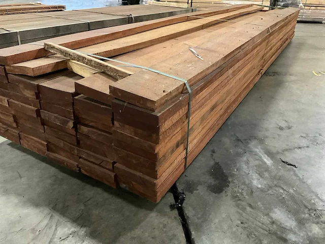 Angelim vermelho planken 40x200 mm (51x) - afbeelding 3 van  5