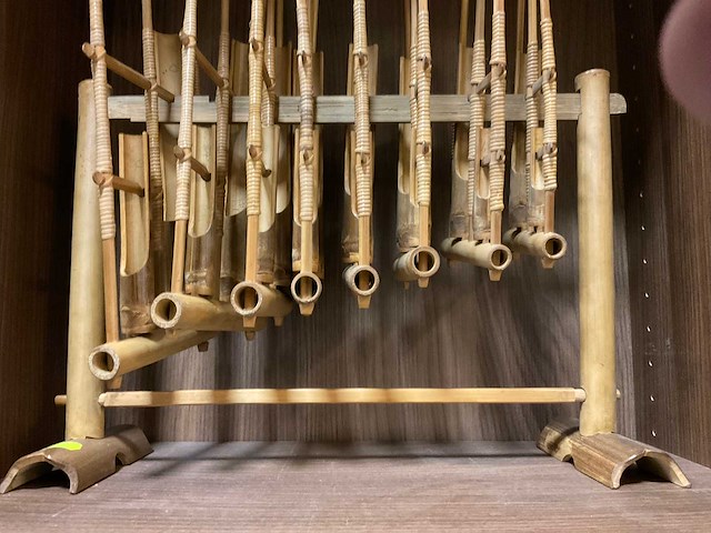 Angklung | indonesisch muziekinstrument - afbeelding 4 van  4