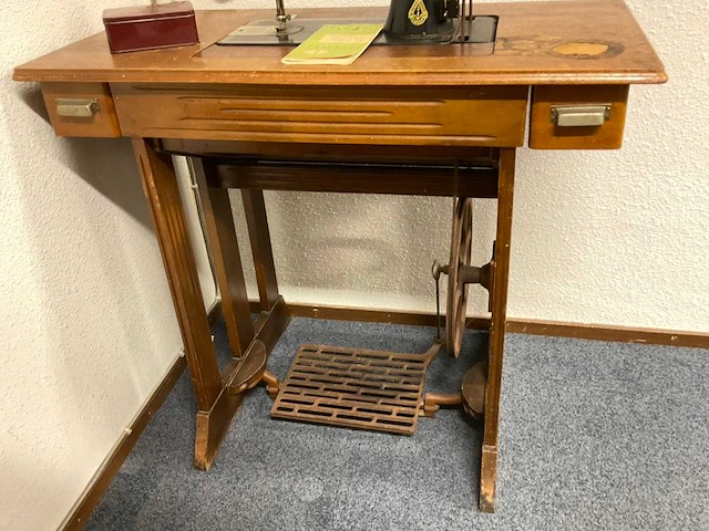 Anker rz nostalgische naaimachine - afbeelding 5 van  6