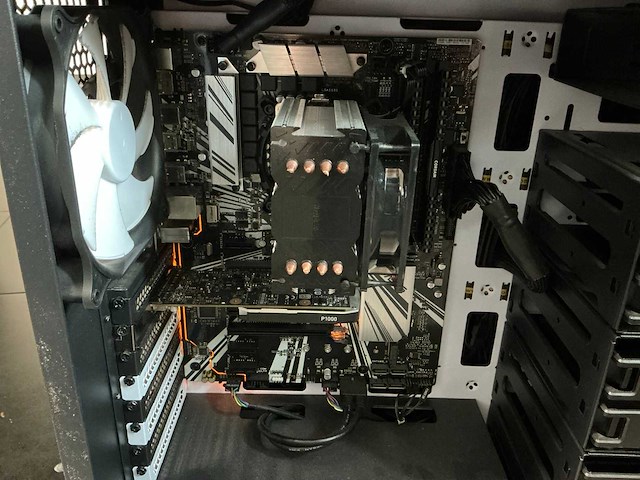 Antec desktop - afbeelding 4 van  4