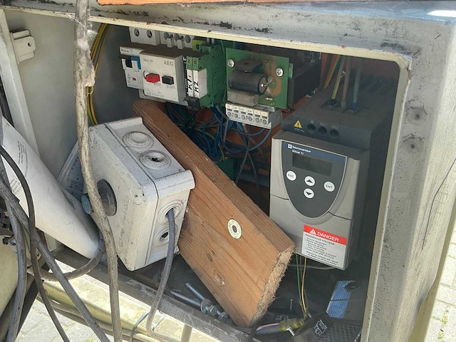 Antha aanvoerband - afbeelding 17 van  17