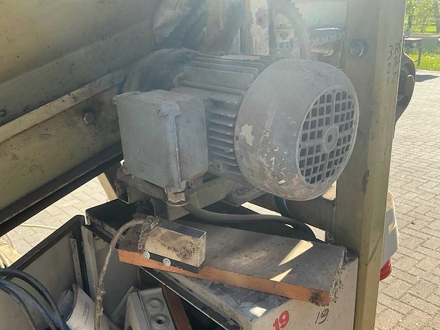 Antha aanvoerband - afbeelding 15 van  17