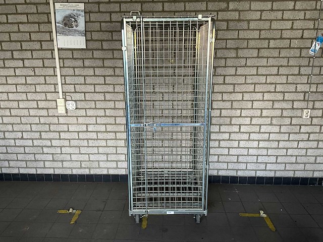 Anti diefstal rolcontainer 80x70x185cm (5x) - afbeelding 1 van  7
