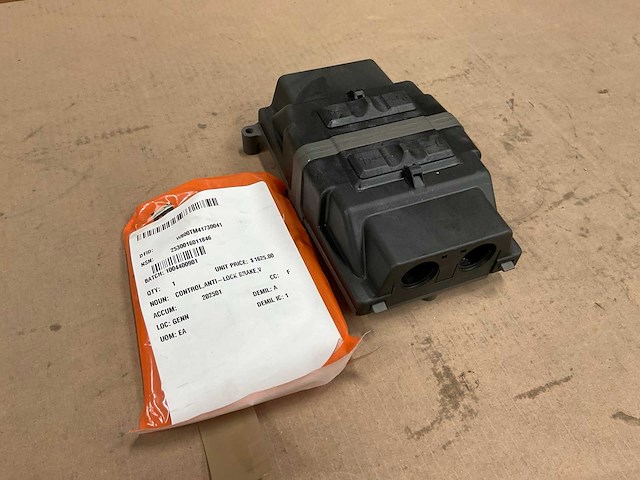 Anti-lock brake control - afbeelding 1 van  3