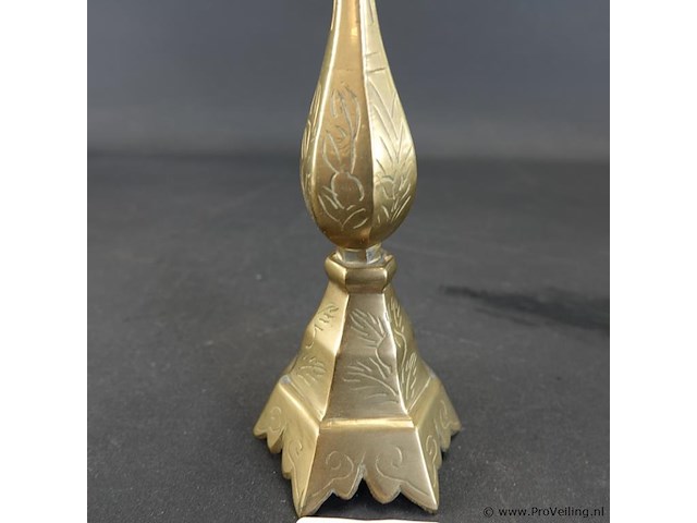 Antiek bronzen kandelaar - afbeelding 4 van  5