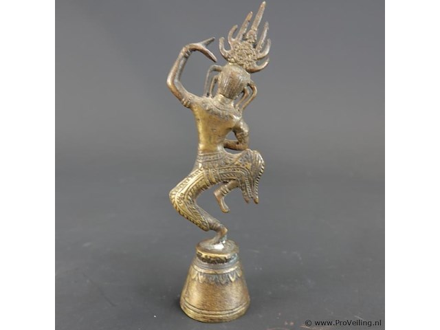 Antiek bronzen tafelbelletje met een apsara-danseres - afbeelding 2 van  5