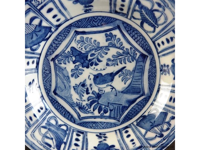 Antiek chinees blauw-wit kraakporseleinen bord - afbeelding 3 van  5
