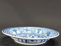 Antiek chinees blauw-wit kraakporseleinen bord - afbeelding 4 van  5