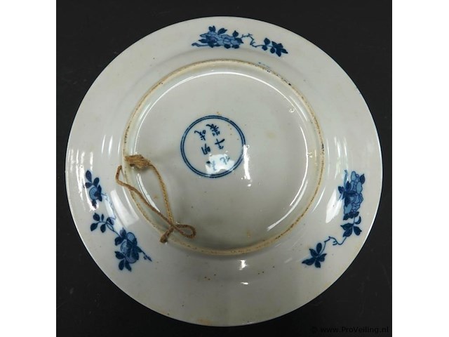 Antiek chinees porseleinen bord, gemerkt als in de kangxi-periode (1662-1722) - afbeelding 5 van  5