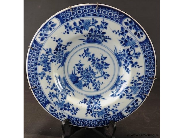 Antiek chinees porseleinen bord uit de kangxi-periode - afbeelding 2 van  5