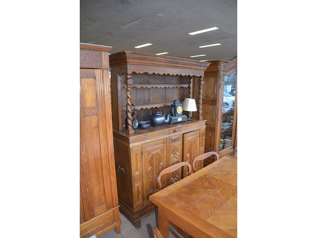 Antiek eiken houten kast 2 deuren en 1 lade met opzet afm. 145x50x200 met scultuur 1774 - afbeelding 1 van  8