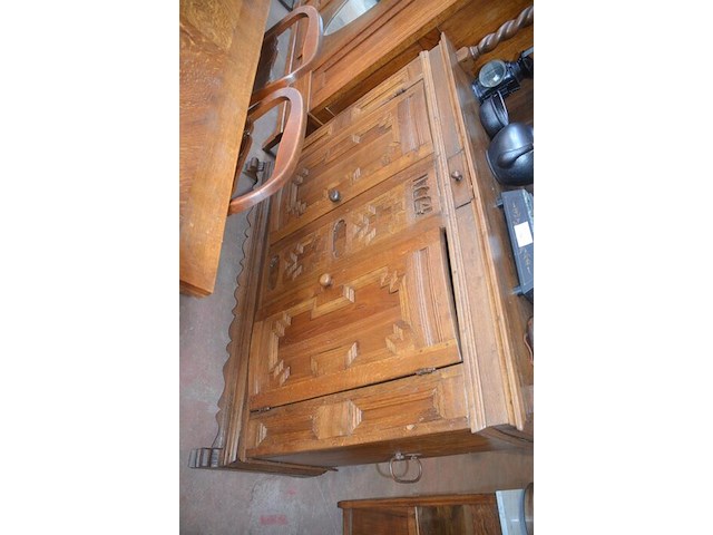 Antiek eiken houten kast 2 deuren en 1 lade met opzet afm. 145x50x200 met scultuur 1774 - afbeelding 3 van  8