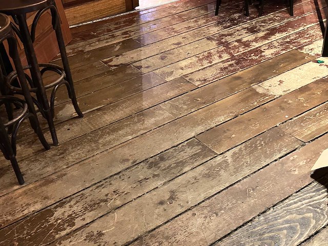 Antiek houten cafévloer 50m2 - afbeelding 2 van  5