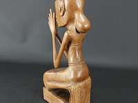 Antiek in teakhout gesneden indisch beeld - afbeelding 3 van  5