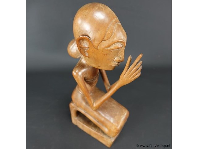 Antiek in teakhout gesneden indisch beeld - afbeelding 4 van  5