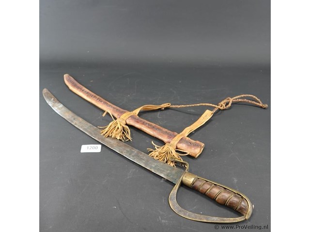 Antiek indisch zwaard met schede - afbeelding 1 van  5